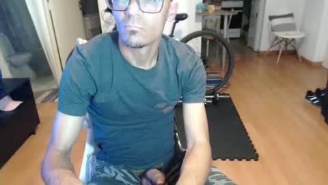 guachin_new online show from October 17, 2025, 5:21 am