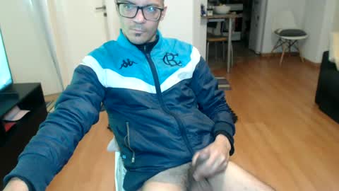 Snapshot of guachin_new chatting on June 21, 2026, 4:04 am guachin_new online show from June 21, 2026, 4:04 am