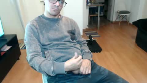 Snapshot of guachin_new chatting on June 26, 2026, 8:46 pm guachin_new online show from June 26, 2026, 8:46 pm