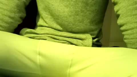 Snapshot of guapopapi88 chatting on December 8, 2024, 3:35 pm guapopapi88 online show from December 8, 2024, 3:35 pm