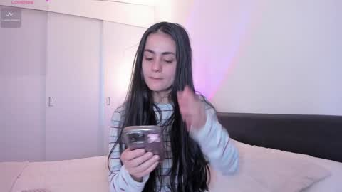 Elena online show from January 2, 2025, 5:18 pm