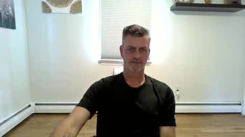 Snapshot of gudguy2025 chatting on November 6, 2025, 3:57 pm gudguy2025 online show from November 6, 2025, 3:57 pm