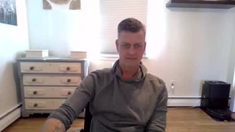 Snapshot of gudguy2025 chatting on February 8, 2026, 5:27 pm gudguy2025 online show from February 8, 2026, 5:27 pm