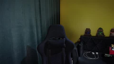 Ayan online show from December 3, 2025, 1:02 am