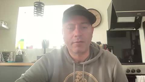 Snapshot of guil0 chatting on March 21, 2026, 4:10 pm guil0 online show from March 21, 2026, 4:10 pm
