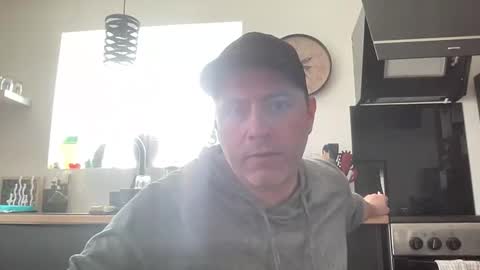 Snapshot of guil0 chatting on March 22, 2026, 3:48 pm guil0 online show from March 22, 2026, 3:48 pm