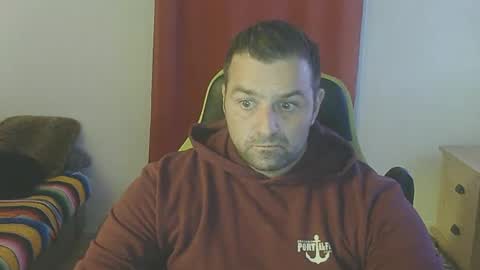 guillaume666286050 online show from September 12, 2025, 11:26 pm