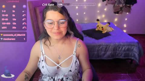 Hello Im Julieta Im 25 years old welcome to my room have fun and be happy. online show from January 12, 2025, 8:04 am