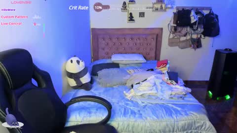 Hello Im Julieta Im 25 years old welcome to my room have fun and be happy. online show from March 10, 2025, 10:04 am