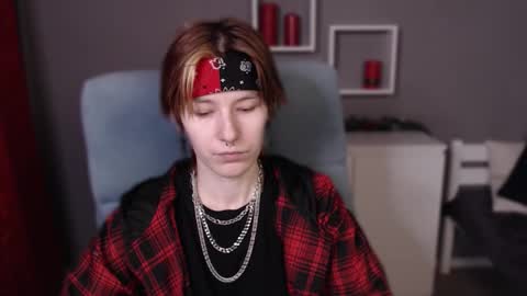 guitarandangell online show from January 7, 2026, 4:42 pm