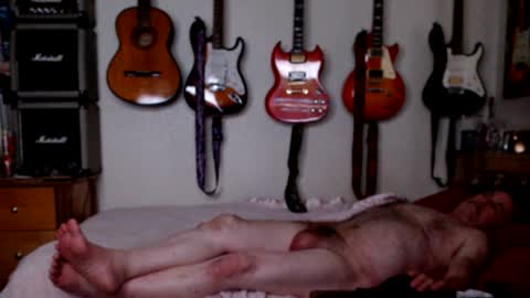 Snapshot of guitarsexgod chatting on January 17, 2025, 3:22 pm Mario online show from January 17, 2025, 3:22 pm