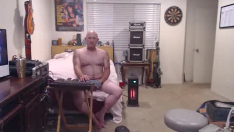 Mario online show from November 29, 2025, 11:57 am