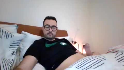 Snapshot of gullit93 chatting on March 1, 2026, 11:56 am gullit93 online show from March 1, 2026, 11:56 am