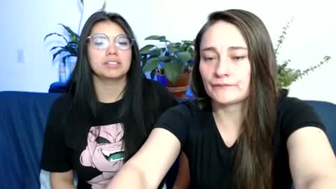 Vane blonde and Hazell black hair online show from February 2, 2025, 5:53 am