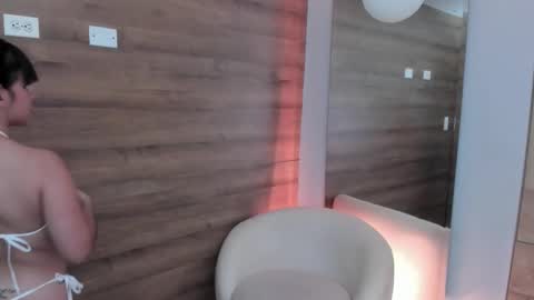 gummyluv online show from February 19, 2026, 10:39 pm