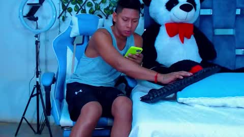 Snapshot of gurxxxt chatting on November 4, 2025, 5:56 pm Hakim online show from November 4, 2025, 5:56 pm