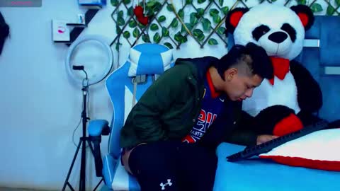 Hakim online show from December 5, 2025, 4:03 pm