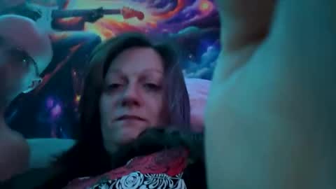 INITA HARDCOCK online show from February 22, 2025, 6:06 am