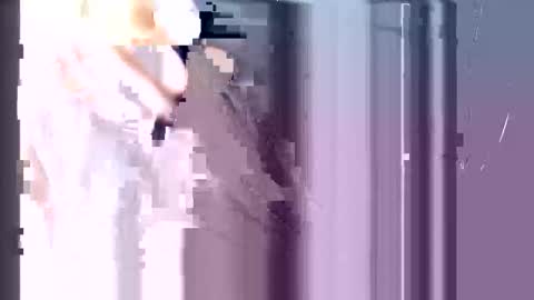 gustafrocks2305 online show from October 17, 2025, 2:19 pm