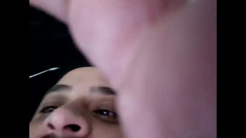 Snapshot of guuur chatting on March 9, 2025, 6:11 pm guuur online show from March 9, 2025, 6:11 pm