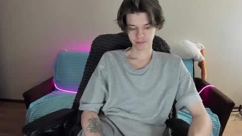 guy_liam1 online show from January 22, 2025, 12:38 pm