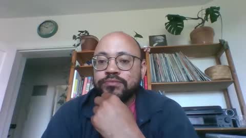 Snapshot of guy_wood15 chatting on April 30, 2026, 8:09 am guy_wood15 online show from April 30, 2026, 8:09 am