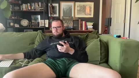 guywyo online show from May 15, 2026, 12:17 am