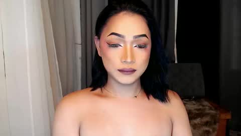 Snapshot of gwenngoddess chatting on October 22, 2025, 7:24 pm Call me Miss Gwen online show from October 22, 2025, 7:24 pm