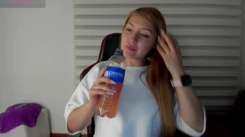   online show from October 6, 2025, 3:15 am