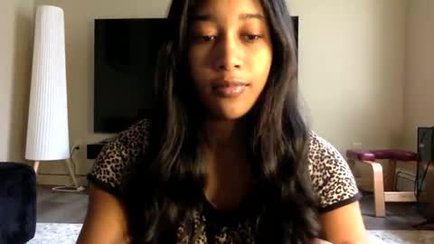 Snapshot of gyalxoxo chatting on February 11, 2026, 2:55 pm gyalxoxo online show from February 11, 2026, 2:55 pm