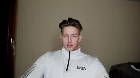 Oliver online show from December 21, 2024, 8:00 pm