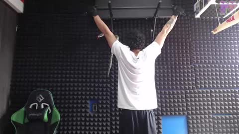 Snapshot of gymbro42 chatting on May 18, 2026, 3:07 pm Gymbro42 online show from May 18, 2026, 3:07 pm