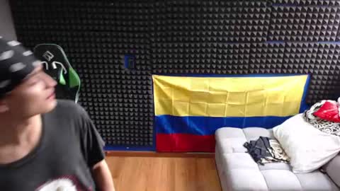 Snapshot of gymbro42 chatting on June 18, 2026, 10:03 pm Gymbro42 online show from June 18, 2026, 10:03 pm