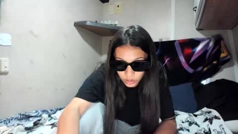 gymcrushrae online show from November 22, 2025, 11:26 pm