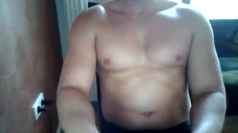 gymxxx_ online show from February 16, 2025, 12:54 pm