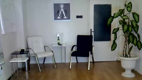 H. Blackwood online show from April 22, 2026, 6:31 pm