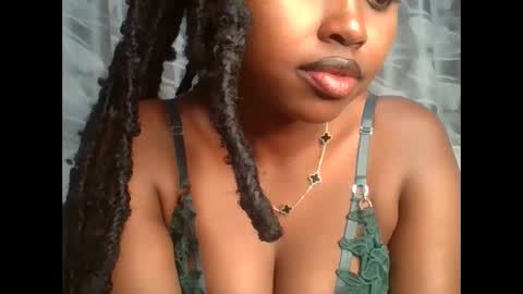 Snapshot of h_o_t_goddess chatting on December 13, 2024, 9:02 am h_o_t_goddess online show from December 13, 2024, 9:02 am