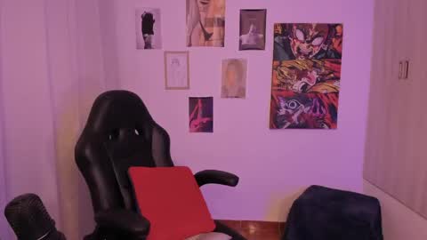 haanna_thompsoon online show from May 15, 2026, 3:24 am