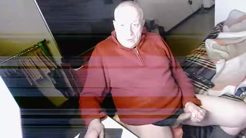 hacknoob62 online show from February 7, 2025, 5:51 pm