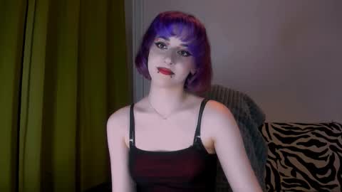 Snapshot of hadley_mills chatting on March 23, 2026, 5:17 pm hadley online show from March 23, 2026, 5:17 pm