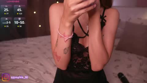 Hi Im Rebecca Glad to see you in my room  PVT is open online show from May 7, 2026, 1:22 am