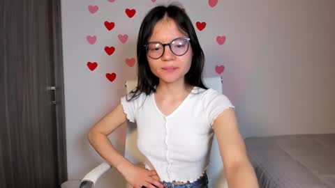 Hailey online show from March 2, 2025, 12:53 am