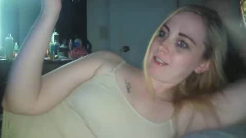 Snapshot of haileyakuma69 chatting on February 27, 2025, 7:23 am Hailey and d online show from February 27, 2025, 7:23 am