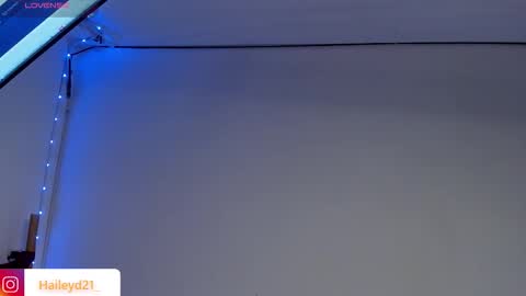 Hailey online show from February 25, 2026, 11:14 pm