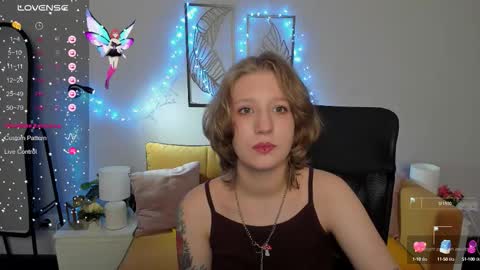 Hailey online show from September 21, 2025, 8:49 am