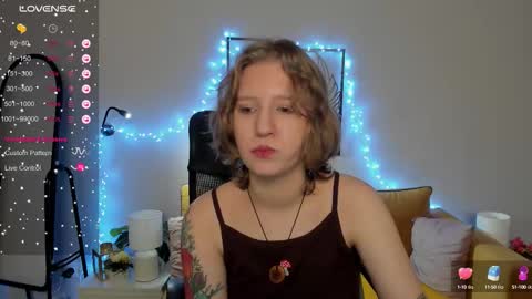 Hailey online show from September 25, 2025, 8:51 am