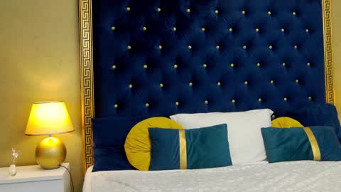 Hailey online show from December 10, 2024, 10:38 am