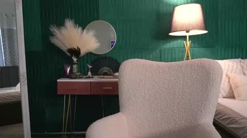 Snapshot of haileymoon85 chatting on February 20, 2026, 6:26 am Hailey online show from February 20, 2026, 6:26 am