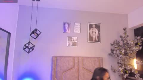 haileystonei online show from February 11, 2026, 11:37 am