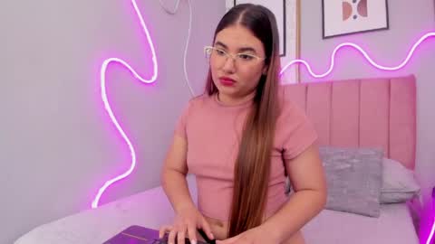 Haily  online show from April 16, 2026, 10:45 pm